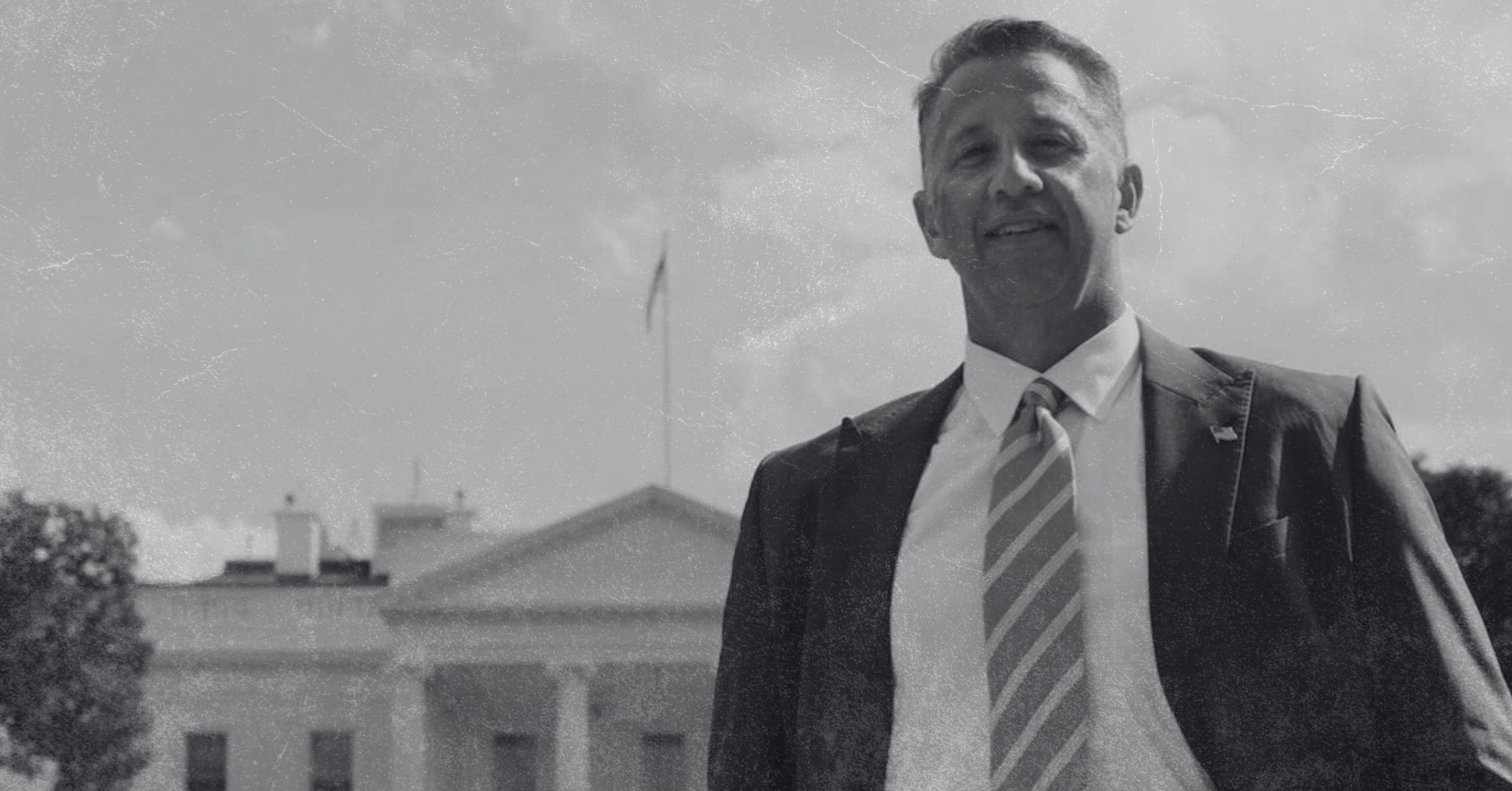 Tim Kintz leading an automotive sales training workshop.